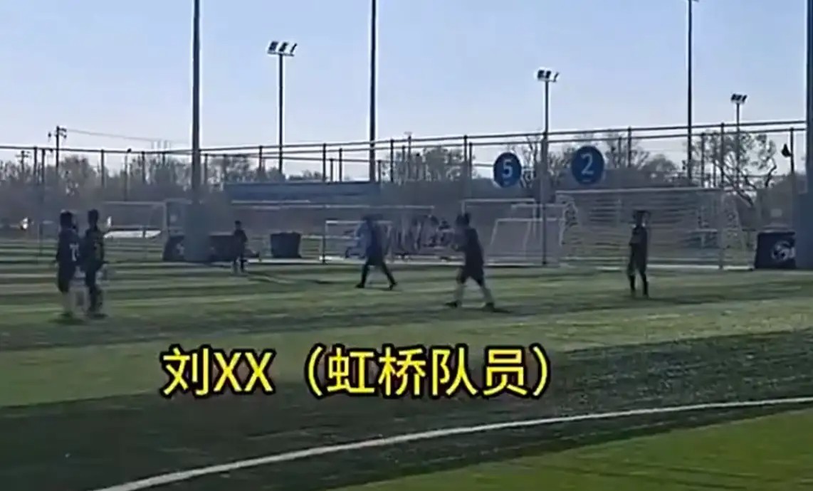 两队互射自家球门！足协宣布调查